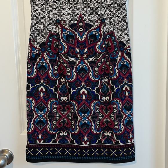 ⚡️ 3 for $30 ⚡️ London Times Scroll/Geometric Print Dress - Picture 3 of 11